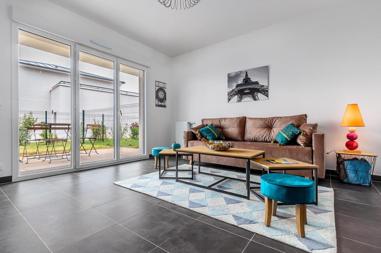 King Size Bed - Free Private Parking - Garden & Terrace - 14min From Disneyland Apartment